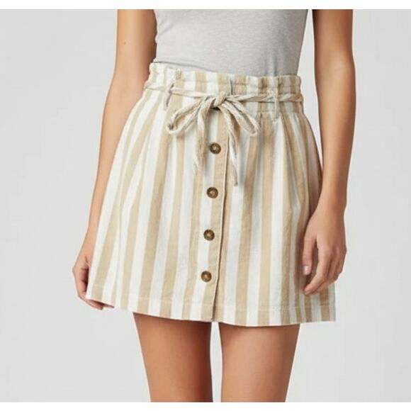 Hollister Dresses & Skirts - Hollister Ultra High Rise Size Small Paper Bag Skirt Beige White Stripe Lined